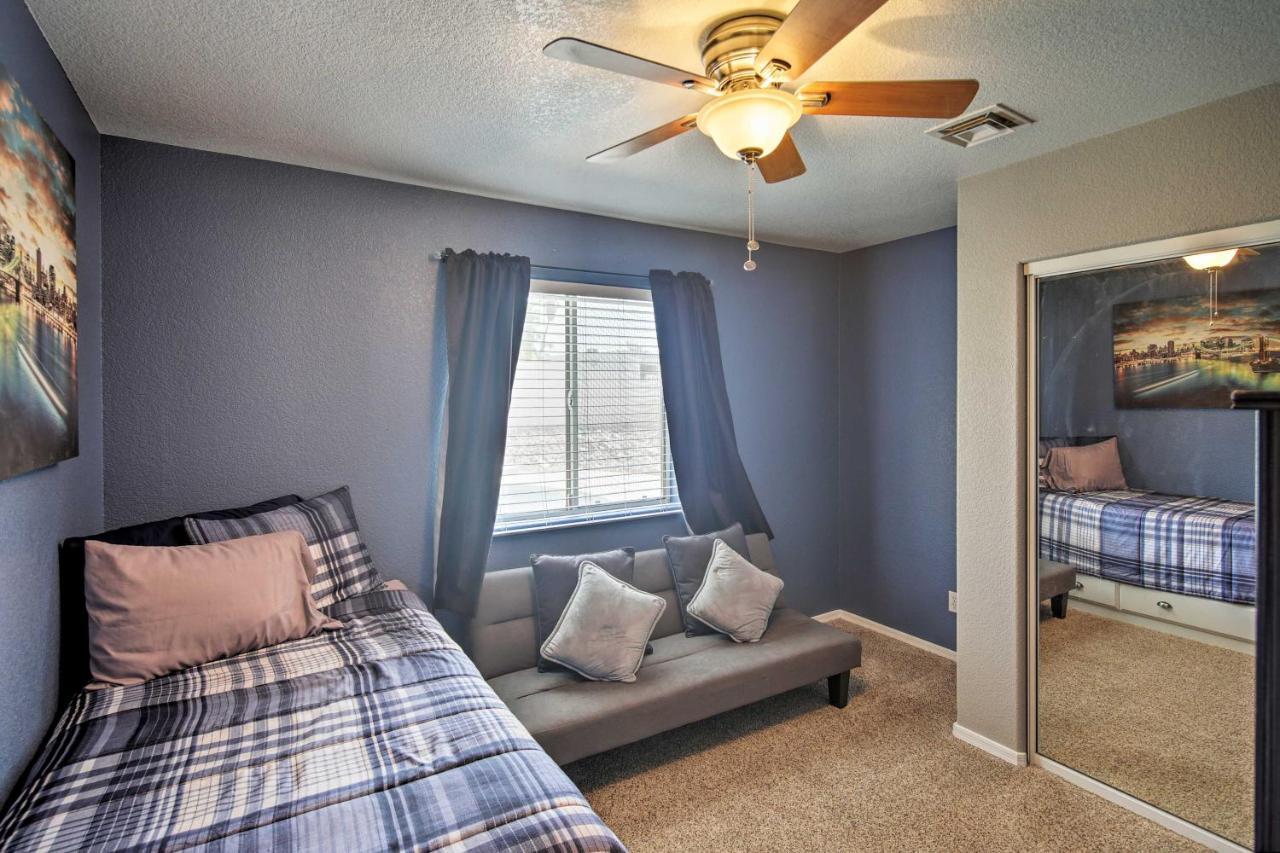 Lake Havasu City Retreat With Patio And Grill Eksteriør billede